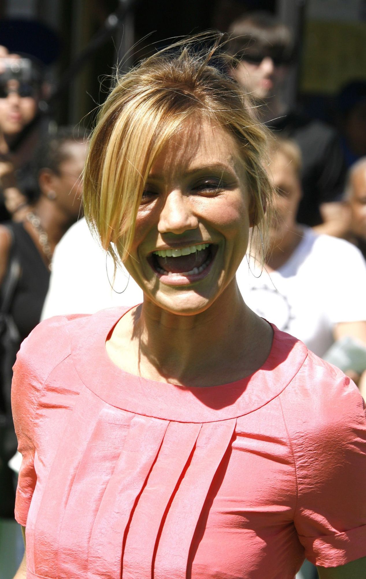 103.jpg