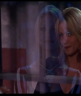 TheMaskFeaturette-IntroducingCameronDiaz-244.jpg