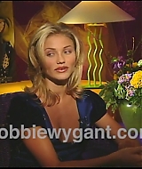 TheMaskFeaturetteInterview01-073.jpg