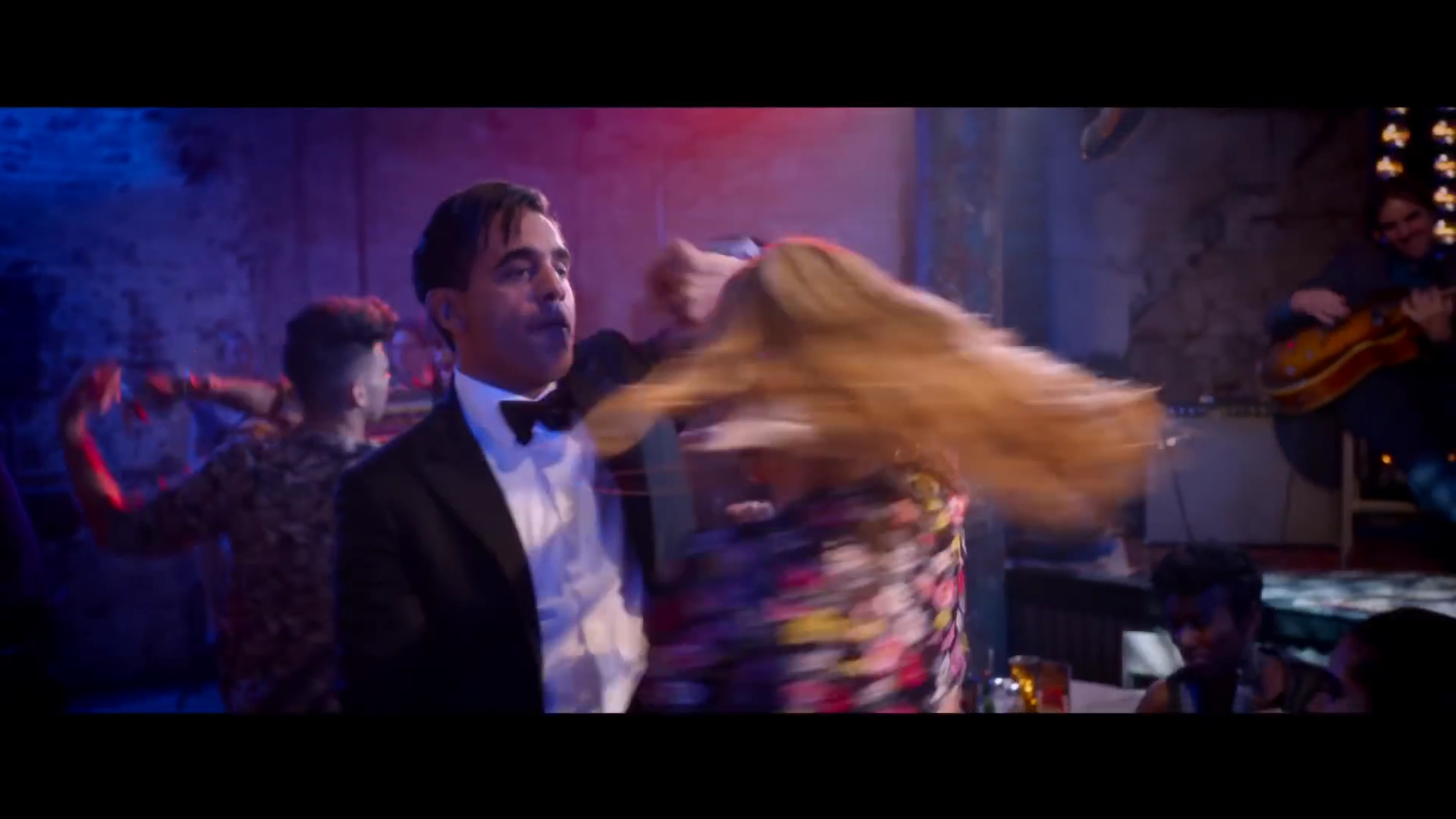 AnnieTrailer01-111.jpg