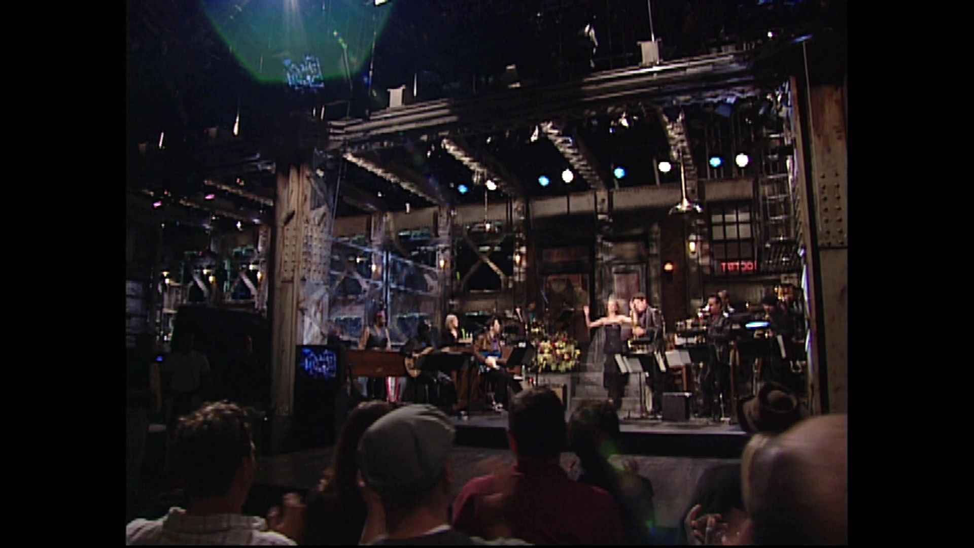 SNL-S24E01-035.jpg